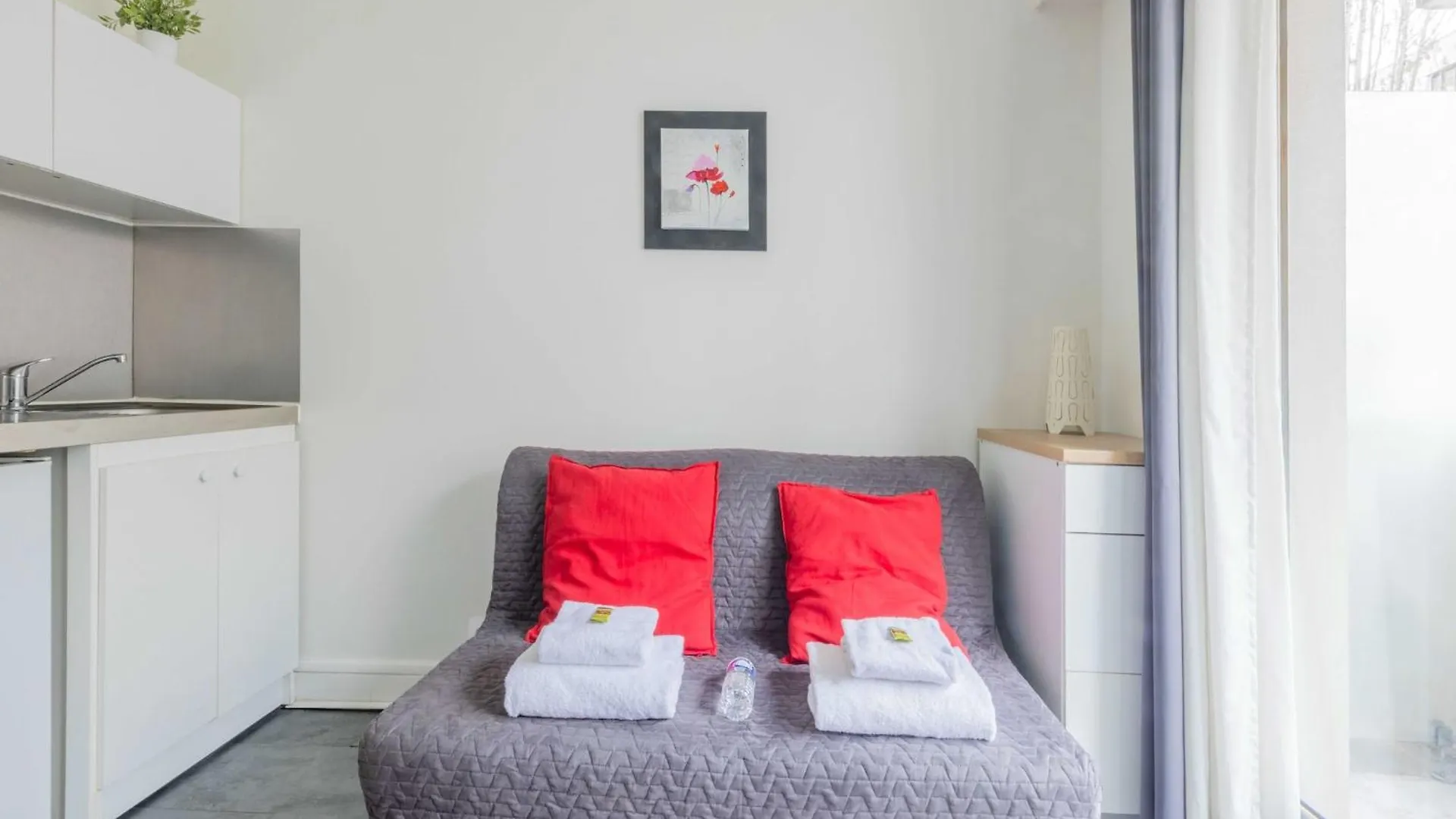 Holiday home Studio Near Bassin De La Villette - 2P Balcony Paris